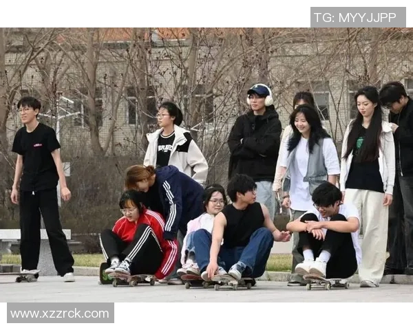 西安滑板队灵活性变革引发热议探索滑板运动的新发展路径 西安滑板队灵活性变革引发热议探索滑板运动的新发展路径