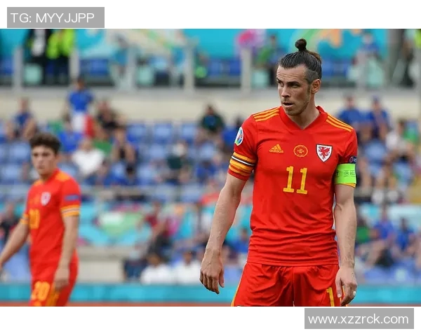 重庆飞盘队与武汉飞盘队赛后复盘分析比赛节奏与战术对决