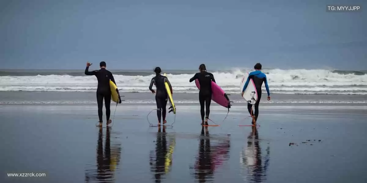 ⚽直播零时差,指尖掌控全场!一键开启你的主场狂欢!